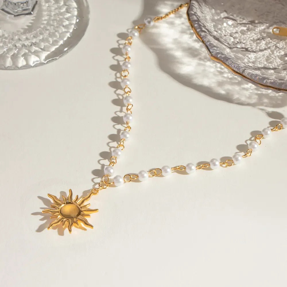 18K Gold-Plated Pearl Sun Necklace - VAleG