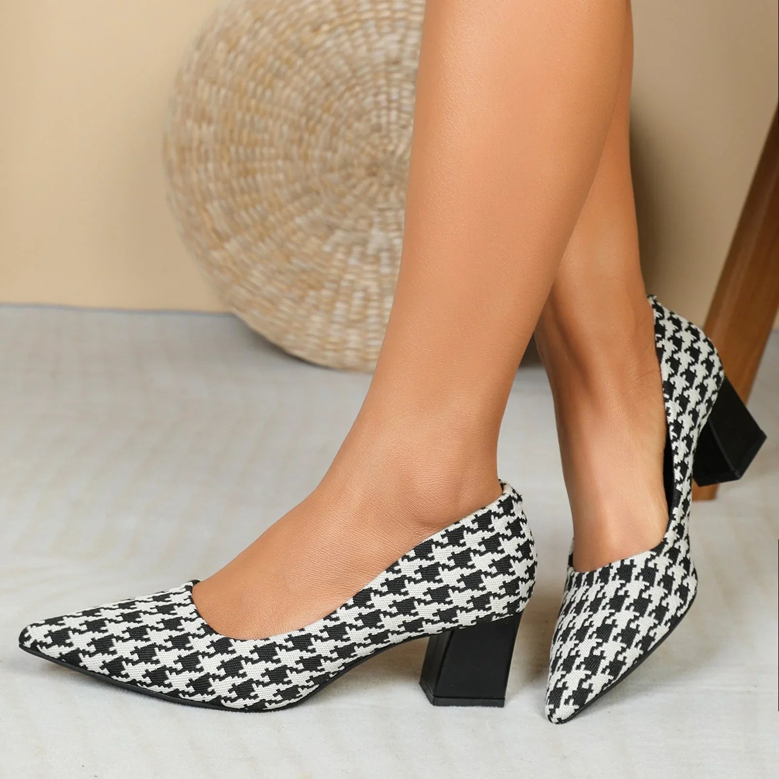 Houndstooth High Heels Women Low-cut Chunky Heel Shoes - VAleG